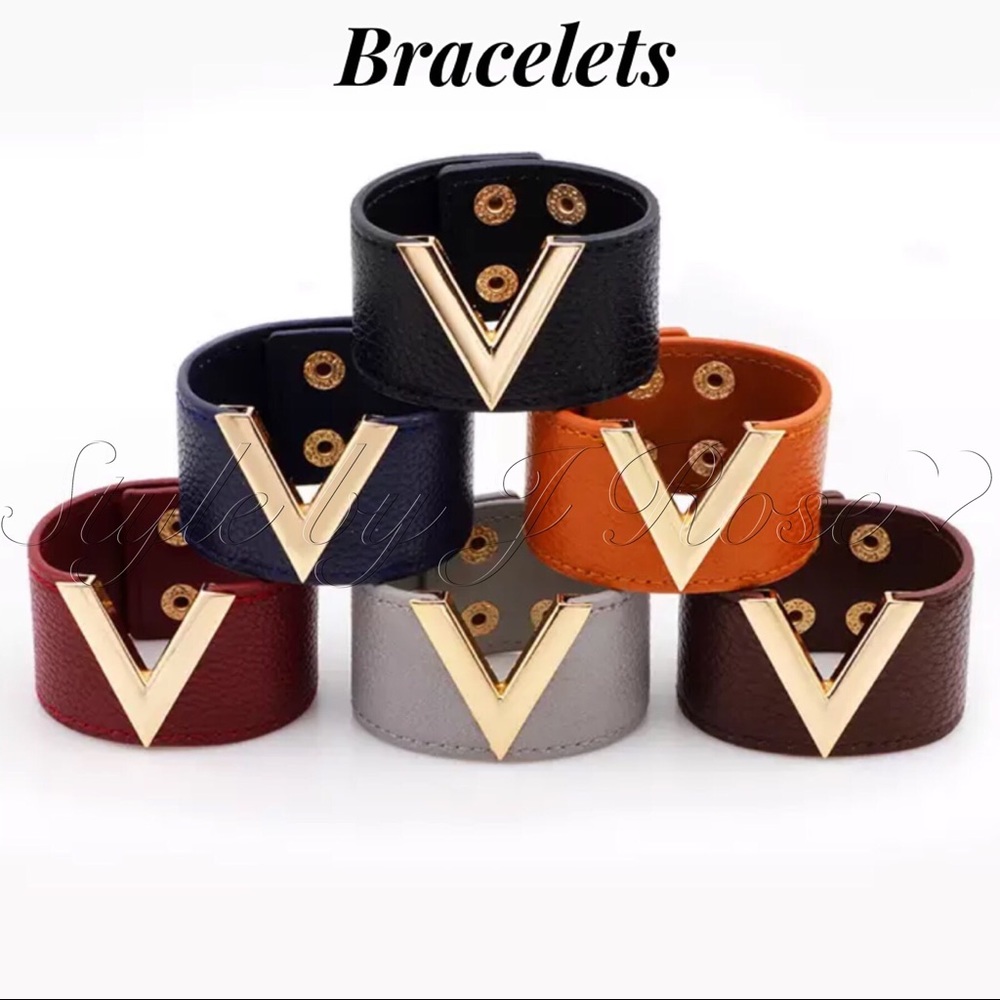Boutique Faux-Leather ‘V’ Bracelets